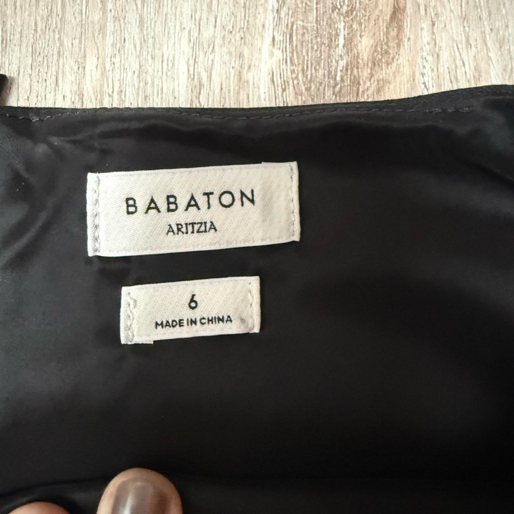 BNWOT Aritzia Bond Dress - Picture 5 of 7